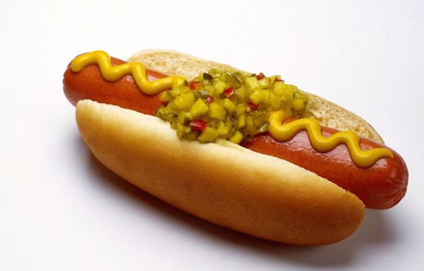 How To Cook Hot Dogs: The Best And Worst Ways