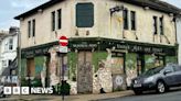 Brighton pub's tiles restoration plan approved by councillors