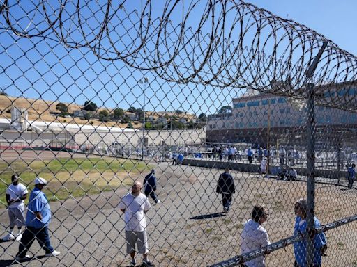 Opinion: California’s budget can’t afford to maintain empty prison beds