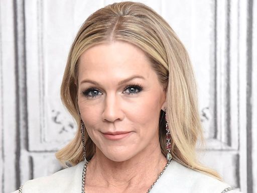 'Beverly Hills, 90210' star Jennie Garth, 52, reveals two secret hip replacements: 'Felt so bad about myself'