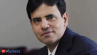 Don't go by market cap, go stock-specific; pharma may be an outperformer: Sandip Sabharwal