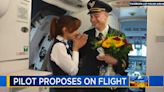 Polish pilot proposes to flight attendant girlfriend on plane
