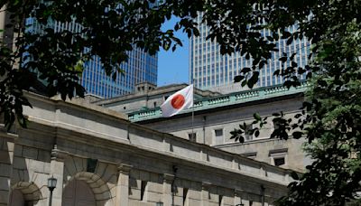 日銀宣布維持利率不變 上調消費評估 日圓波動後走升