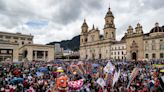 Maestros de Colombia protestan contra proyecto de ley educativa del Gobierno