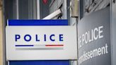 Deux policiers grièvement blessés par un individu dans un commissariat à Paris