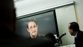 Snowden recuerda a Biden que otros con documentos secretos fueron condenados