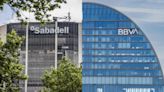 La bolsa muestra sus dudas sobre la opa del BBVA al Sabadell