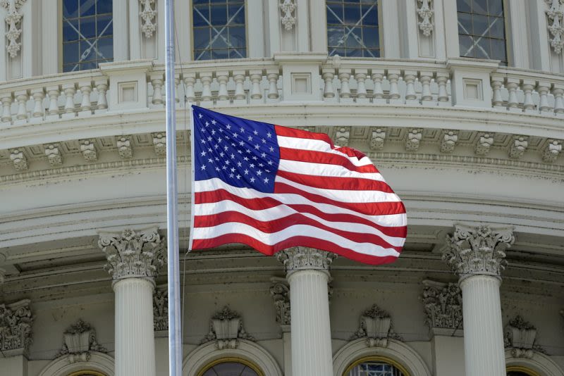 Korean War hero lies in honor at US Capitol