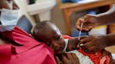 Camerún inicia la vacunación sistemática contra la malaria en un hito mundial
