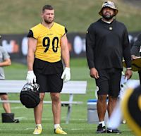 Steelers camp report: Defensive stars take day off as Mike Tomlin works others into rotation