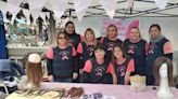 Solidaridad y empatía: niñas de Alvear donan su pelo para crear pelucas para mujeres en quimioterapia | Sociedad