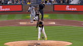 Andrew McCutchen had the best reaction to Aroldis Chapman angrily spiking his glove on an eventual fly out