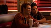‘Riverdale’ Producer Reflects on Most Insane (and Controversial) Storylines, Plus Weighs In on That ‘Too Hot for TV’ Four-Way Romance