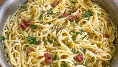 I Tried Rachael Ray's Carbonara and It's My New Favorite