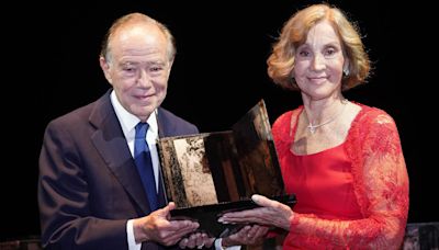 El Teatro Real entrega sus premios en una gala repleta de personalidades