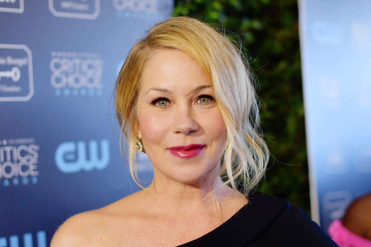 Christina Applegate asks Love Island contestants to stop the ‘weird’ behaviors