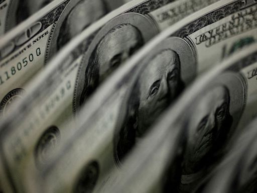 Dólar sigue al alza mientras el cobre continúa con debilidad - La Tercera