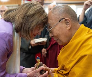 Nancy Pelosi meets Dalai Lama as America shows eagerness to engage India on Tibet