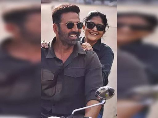 Akshay Kumar recalls bonding with 'Sarfira' director Sudha Kongara: She was telling me what I have to do and not the other way around | Hindi Movie News - Times of India