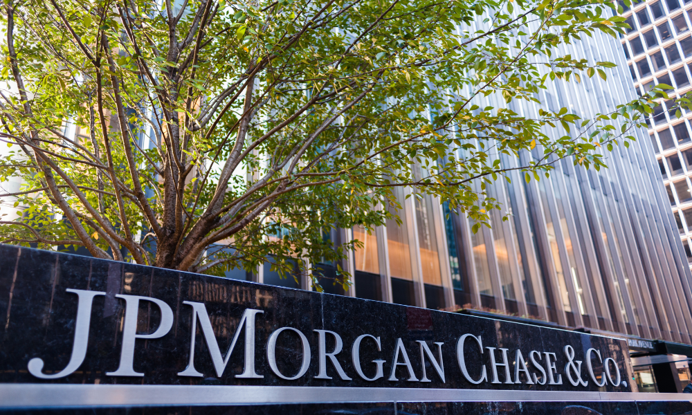 JPMorgan turns heads after signing powerhouse $28B team from Merrill - InvestmentNews