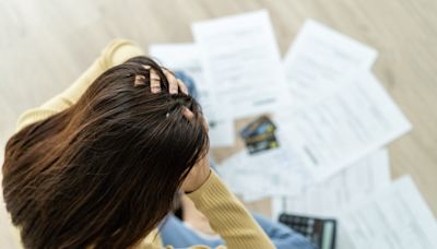 ¿Cómo reportar errores en su reporte de crédito gratis?