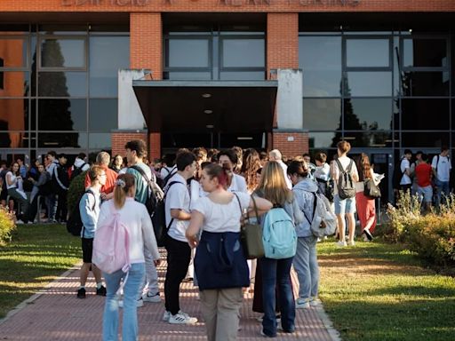 Todas las becas disponibles para los estudiantes que quieran estudiar en el extranjero