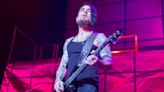 Dave Navarro couldn't play guitar for a year after Taylor Hawkins died