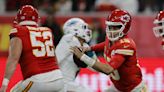 21-14. Mahomes guía a los campeones Chiefs al triunfo sobre los Dolphins en Fráncfort