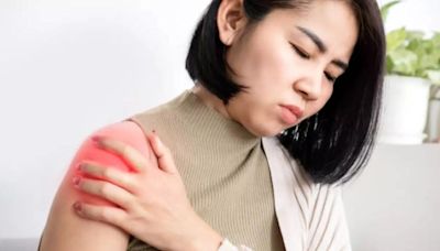 What Is Frozen Shoulder? Expert Shares Causes, Prevention Tips And Treatment