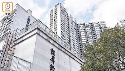 元朗朗屏邨女子墮樓 倒臥簷篷當場不治