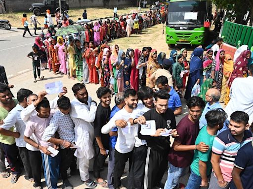 Colony voters lead Chandigarh poll turnout again