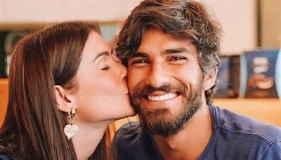 Após separação, Deborah Secco se declara para ex-marido: “Te amo”