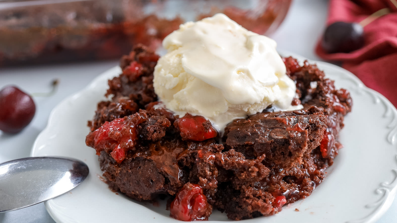 Cherry Cola Dump Cake Recipe