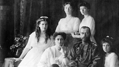 La historia de los supuestos hijos del Zar Nicolás II que sobrevivieron a la matanza comunista