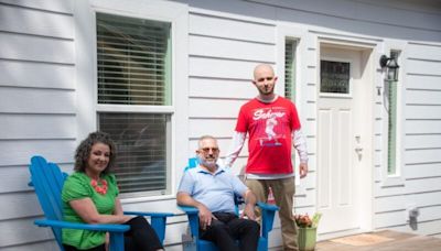 Wir haben für unseren Sohn ein Tiny House im Garten gebaut – darum hat es sich gelohnt