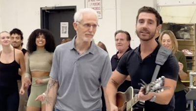 Video: Nick Fradiani & Cast Perform 'Sweet Caroline' in Rehearsals for A BEAUTIFUL NOISE Tour