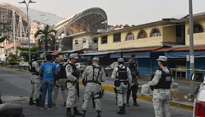 5 killed in Acapulco grocery store days after 10 bodies found in city