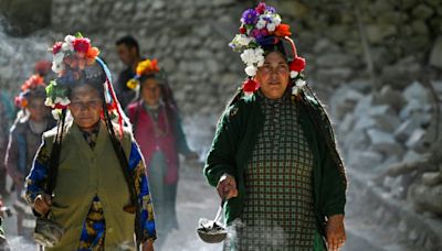 Divided land, disputed origins: India's Brokpa people