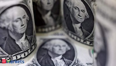 Strong jobs report propels dollar to best week since 2022