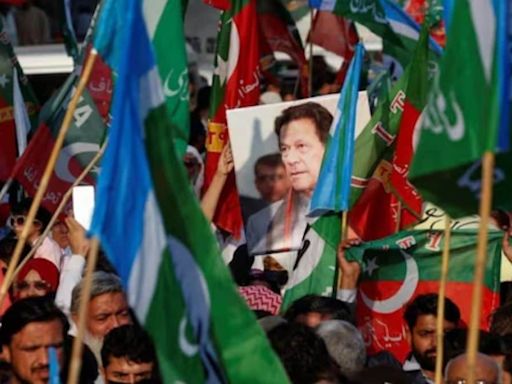 Pakistan passes resolution opposing US call for election probe in tit-for-tat move