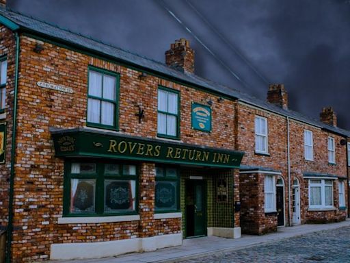 Major Coronation Street couple on the rocks as crushing betrayal is confirmed