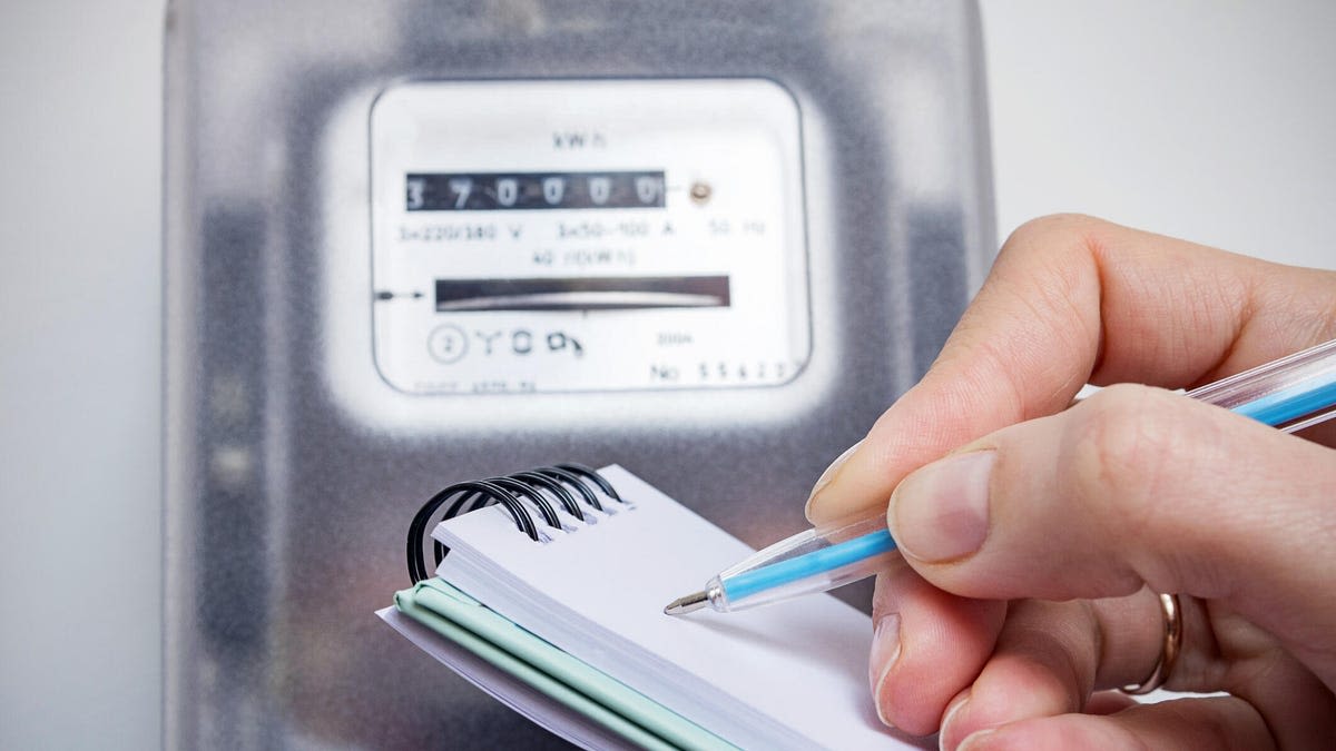 Here's the Average Electric Bill in California (and How to Save)