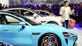 Japanese automakers struggle in EV price war