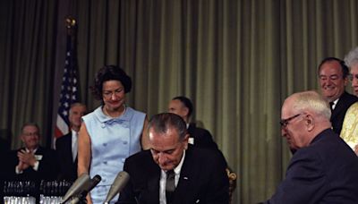 On This Day, July 30: Lyndon B. Johnson signs Medicare into law - UPI.com