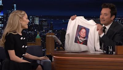 Jimmy Fallon Gifts Ariana Grande a Sweatshirt with His Baby Photo on It: ‘I’m Gonna Cherish This’