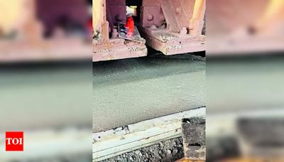 Central Railway Upgrades Bed Plates on Bridges for Safety of Train Movement | Nagpur News - Times of India