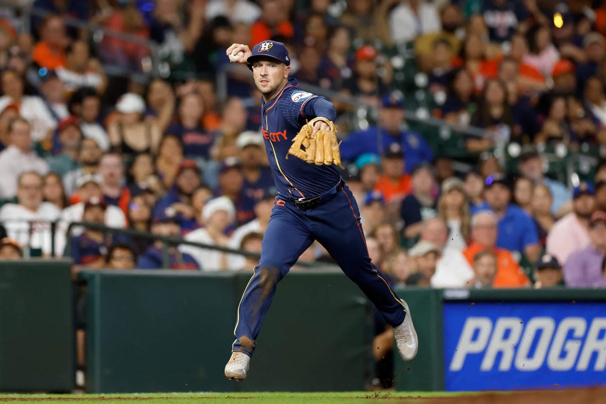 Alex Bregman gets sendoff in Astros’ final regular-season game at Minute Maid Park