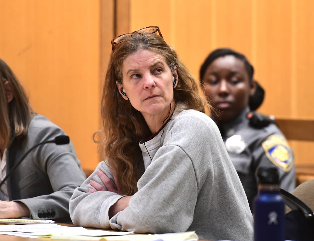 Jennifer Farber Dulos’ children, mom in court for impact statements at Michelle Troconis’ sentencing