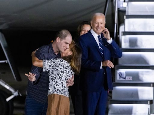 Election 2024 live: Harris and Biden greet prisoners released from Russia as Trump trashes swap deal