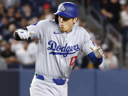 Watch: Dodgers' batboy saves Shohei Ohtani from foul ball with barehanded catch